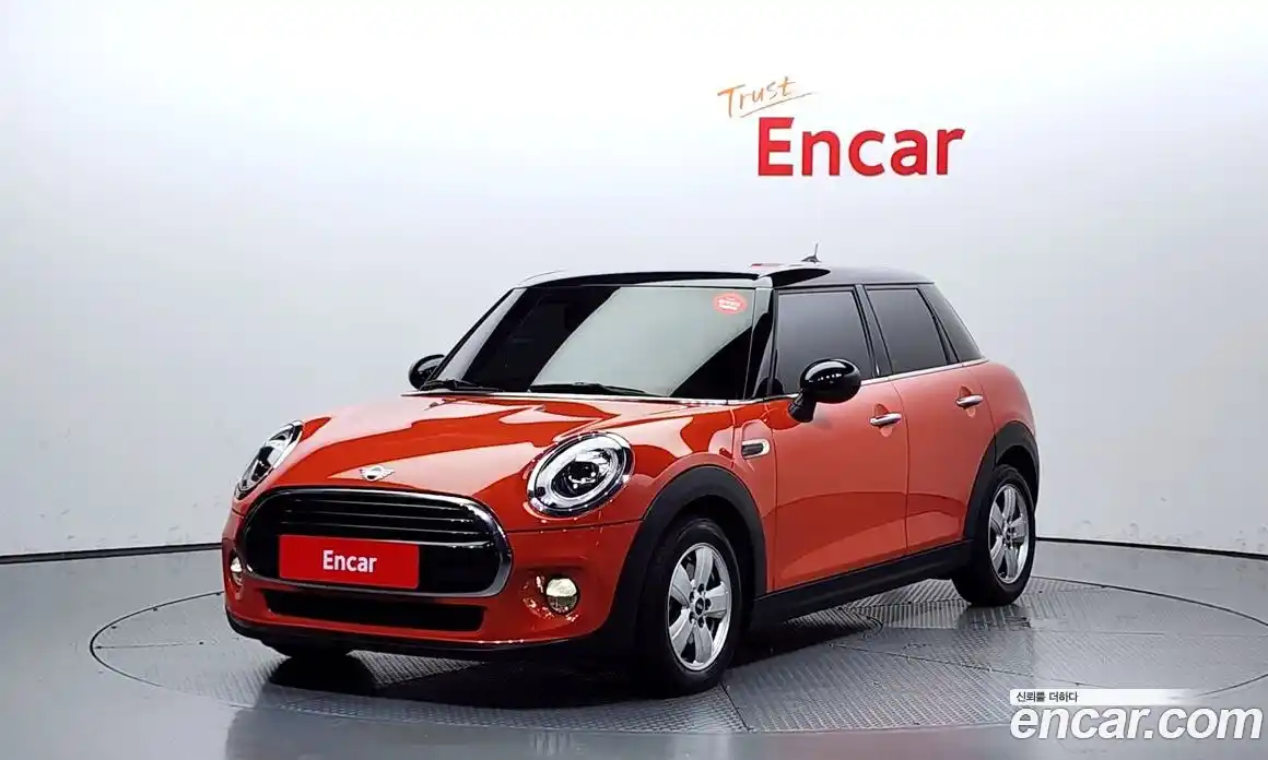 Mini Cooper 2019 1.5 Автомат в Москве № 192082, фото 13