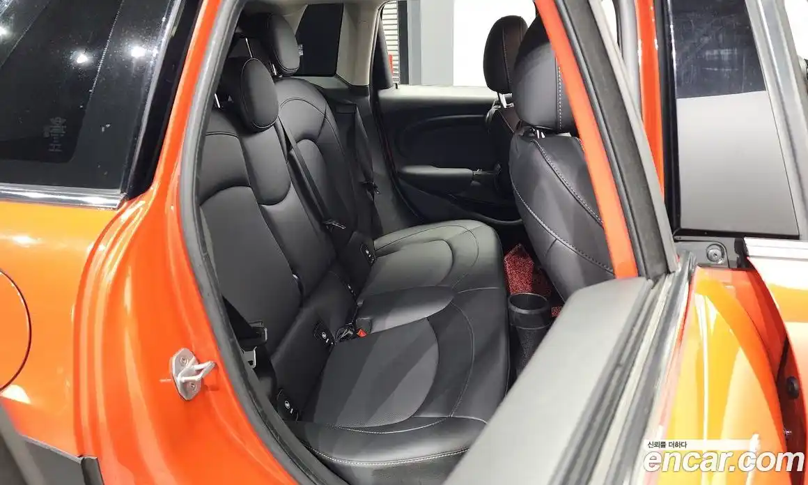 Mini Cooper 2019 1.5 Автомат в Москве № 192082, фото 19