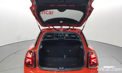 Mini Cooper 2019 1.5 Автомат в Москве № 192082, миниатюра 7