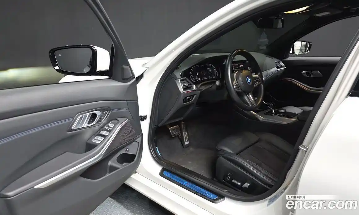 BMW 3-Series 2022 2.0 Автомат в Москве № 192214, фото 13