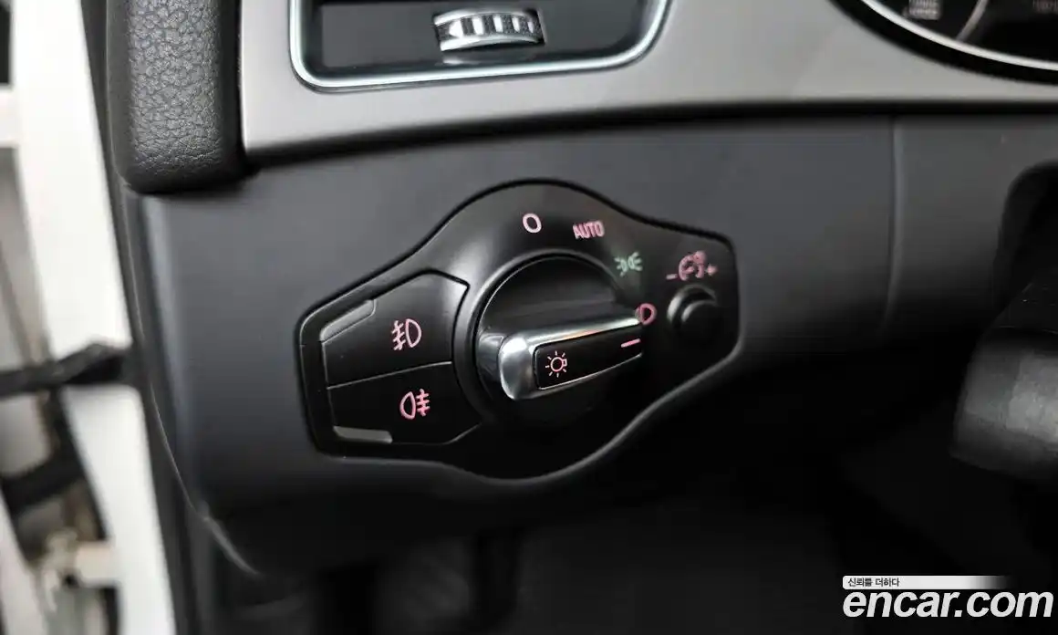 Audi A4 2013 2.0 Автомат в Москве № 193033, фото 11