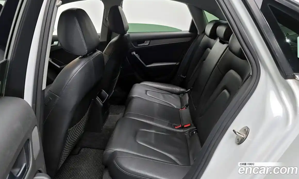 Audi A4 2013 2.0 Автомат в Москве № 193033, фото 14