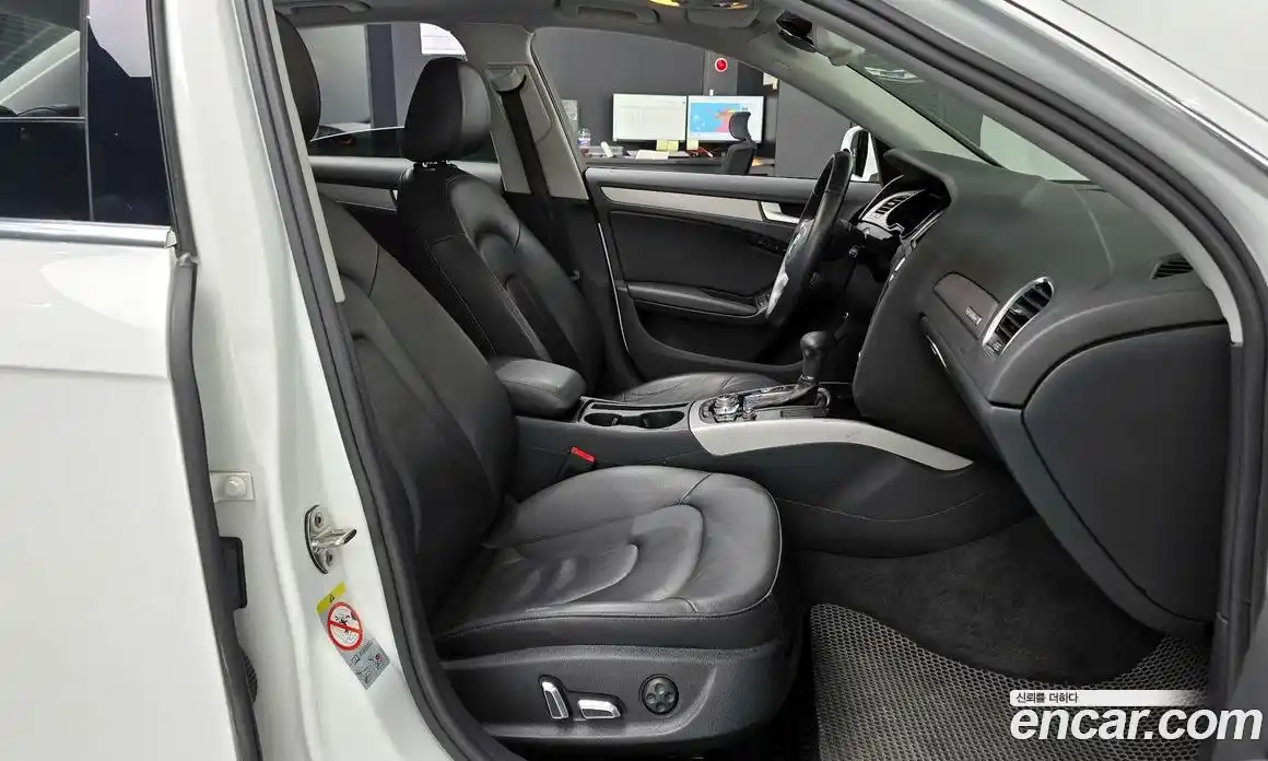 Audi A4 2013 2.0 Автомат в Москве № 193033, фото 18