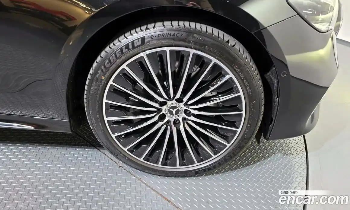 Mercedes-Benz E-Class 2025 3.0 Автомат в Москве № 193664, фото 14