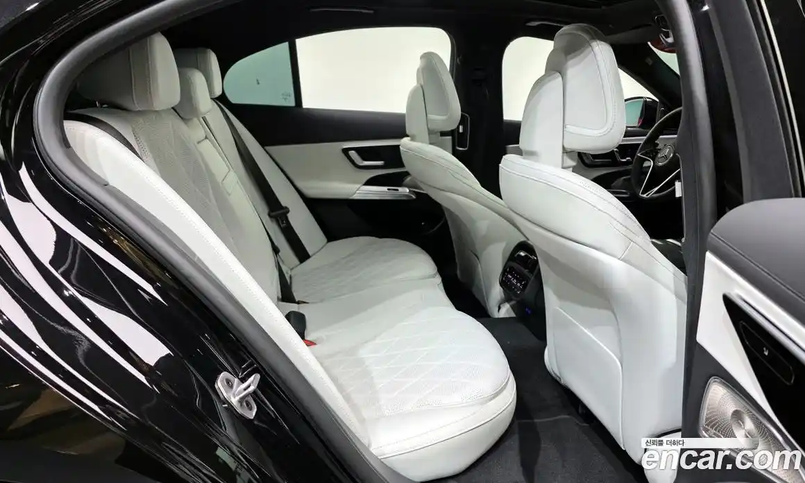 Mercedes-Benz E-Class 2025 3.0 Автомат в Москве № 193664, фото 6