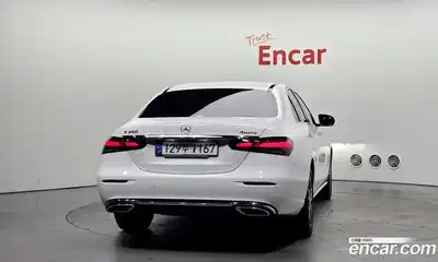 Mercedes-Benz E-Class 2021 2.0 Автомат в Москве № 194418, миниатюра 4