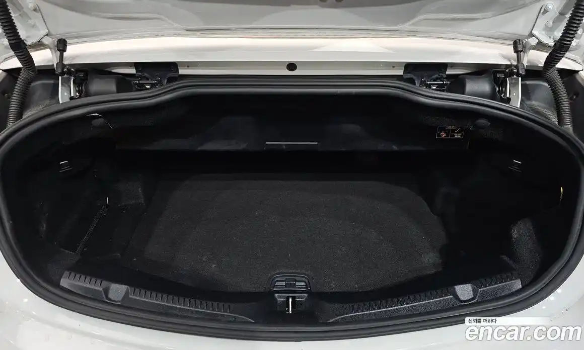 Mercedes-Benz E-Class 2019 1.9 Автомат в Москве № 195210, фото 14