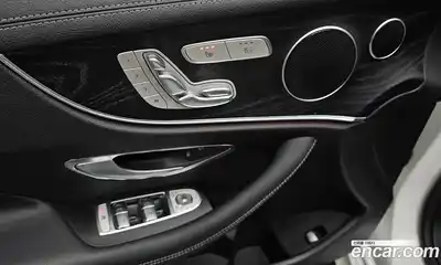 Mercedes-Benz E-Class 2019 1.9 Автомат в Москве № 195210, миниатюра 3