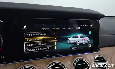 Mercedes-Benz E-Class 2021 2.0 Автомат в Москве № 195211, миниатюра 3