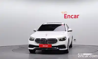 Mercedes-Benz E-Class 2021 2.0 Автомат в Москве № 195211, миниатюра 5