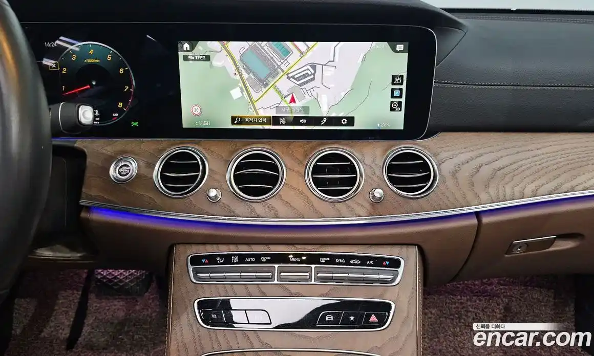 Mercedes-Benz E-Class 2021 2.0 Автомат в Москве № 195211, фото 9