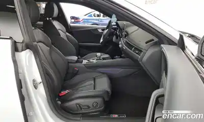 Audi A5 2023 2.0 Автомат в Москве № 195896, миниатюра 3