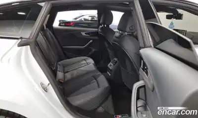 Audi A5 2023 2.0 Автомат в Москве № 195896, миниатюра 10