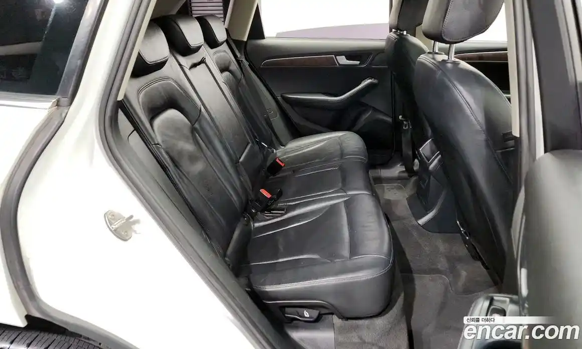 Audi Q5 2012 2.0 Автомат в Москве № 196661, фото 7