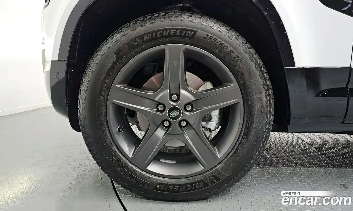 Land Rover Defender 2025 2.0 Автомат в Москве № 198033, фото 11