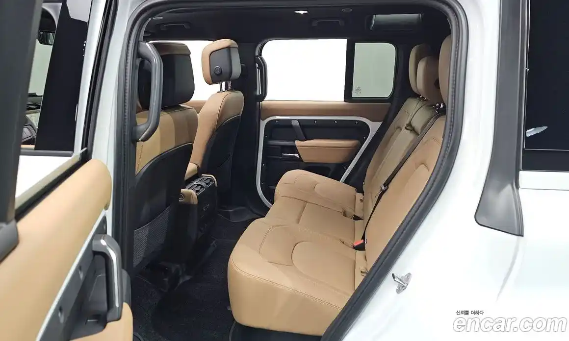 Land Rover Defender 2025 2.0 Автомат в Москве № 198033, фото 15