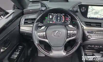 Lexus ES 2019 2.5 Автомат в Москве № 198797, миниатюра 10