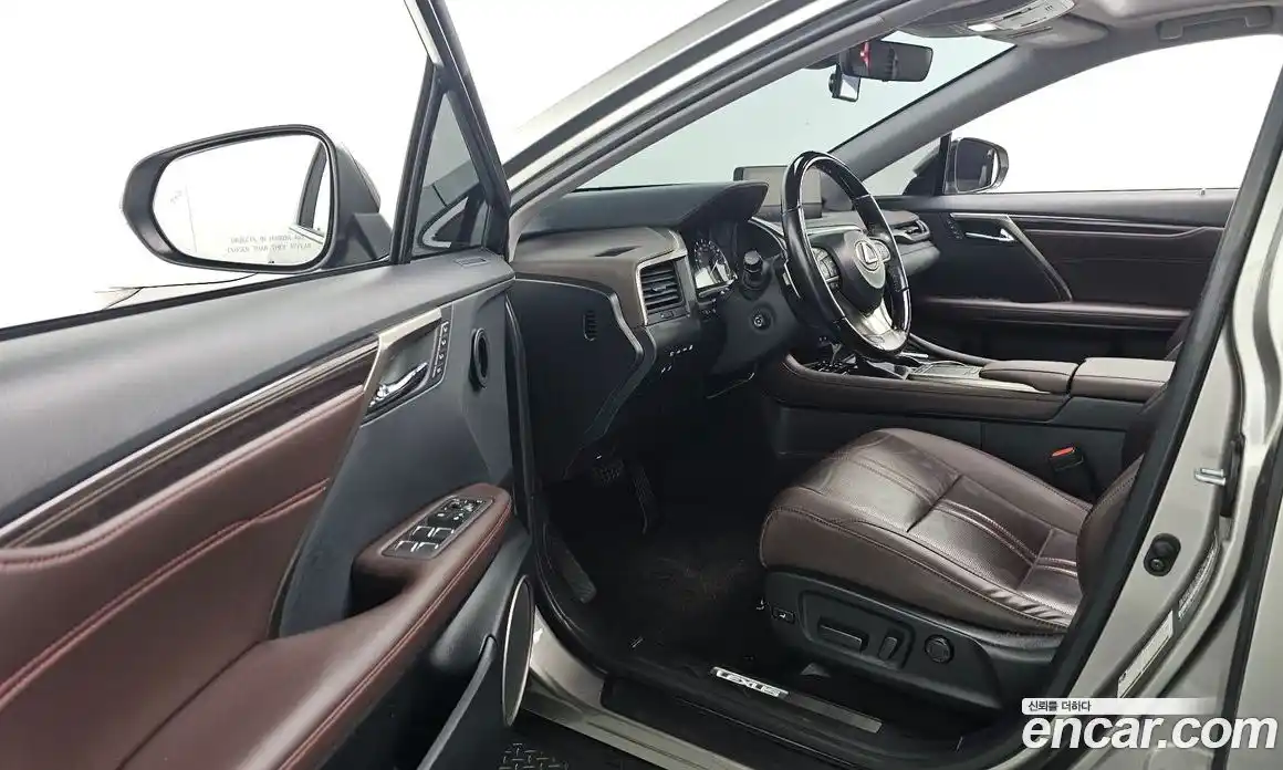 Lexus RX 2020 3.5 Автомат в Москве № 198846, фото 11