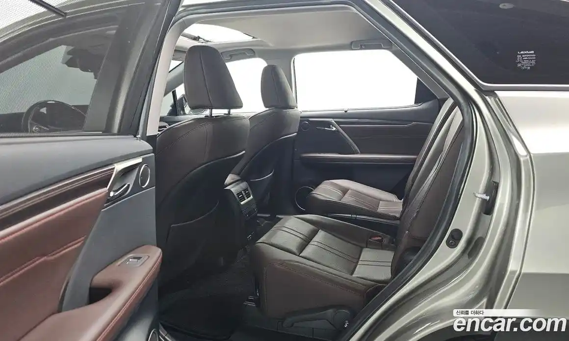 Lexus RX 2020 3.5 Автомат в Москве № 198846, фото 12