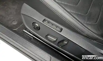 Volkswagen Jetta 2020 1.4 Автомат в Москве № 198946, миниатюра 11