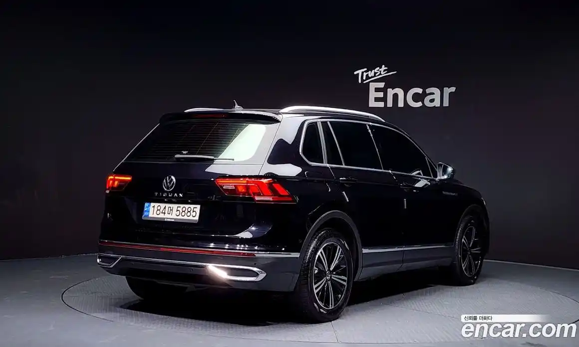 Volkswagen Tiguan 2021 2.0 Автомат в Москве № 199213, фото 15