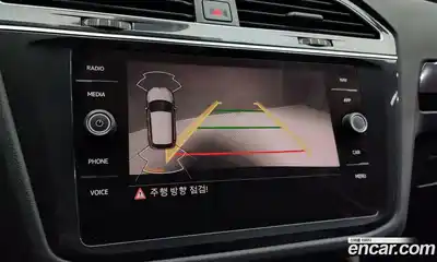 Volkswagen Tiguan 2021 2.0 Автомат в Москве № 199213, миниатюра 5