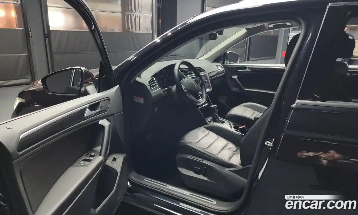 Volkswagen Tiguan 2021 2.0 Автомат в Москве № 199213, фото 6