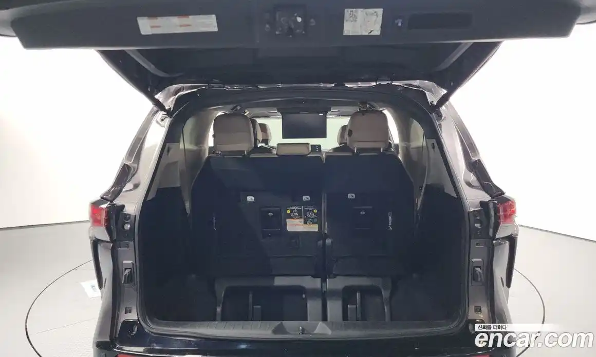 Toyota Sienna 2023 2.5 Автомат в Москве № 199598, фото 5