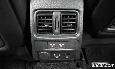 Renault XM3 2024 1.6 Автомат в Москве № 204548, миниатюра 3