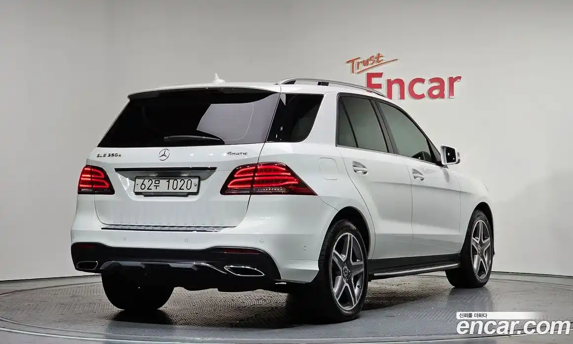 Mercedes-Benz GLE-Class 2018 3.0 Автомат в Москве № 206698, фото 14