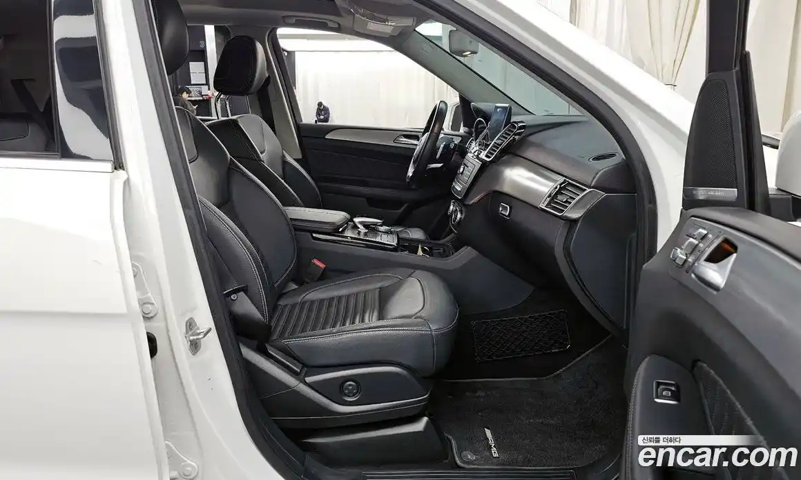 Mercedes-Benz GLE-Class 2018 3.0 Автомат в Москве № 206698, фото 19