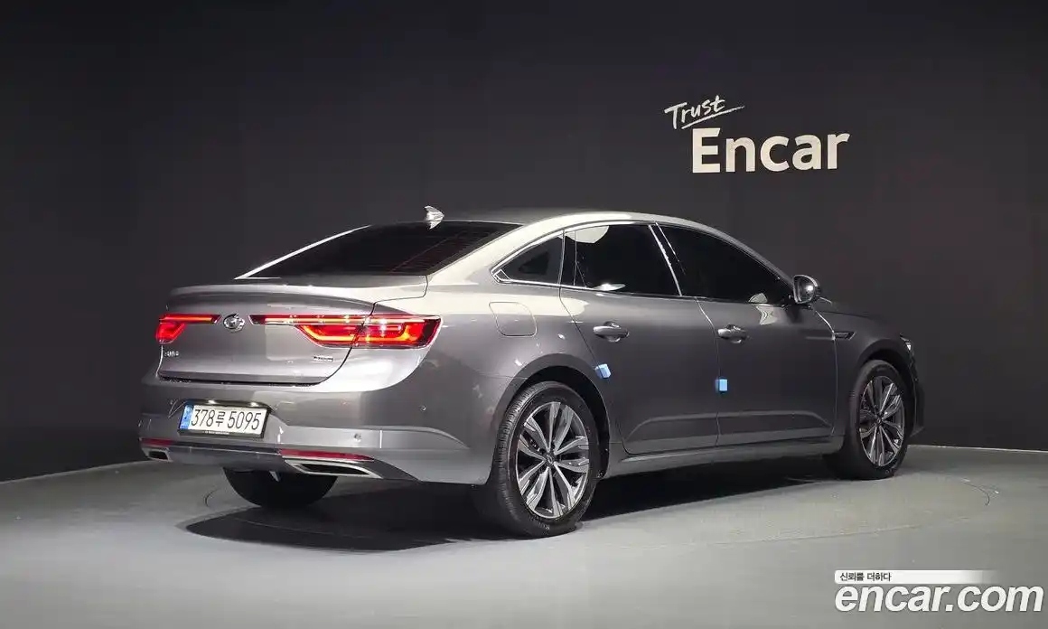 Renault SM6 2021 1.8 Автомат в Москве № 207056, фото 17