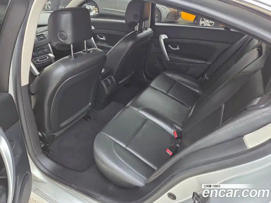 Renault SM5 2013 2.0 Автомат в Москве № 209991, фото 10