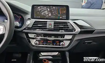 BMW X3 2021 2.0 Автомат в Москве № 210282, миниатюра 9