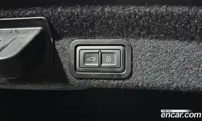 Audi A6 2020 2.0 Автомат в Москве № 212418, миниатюра 3