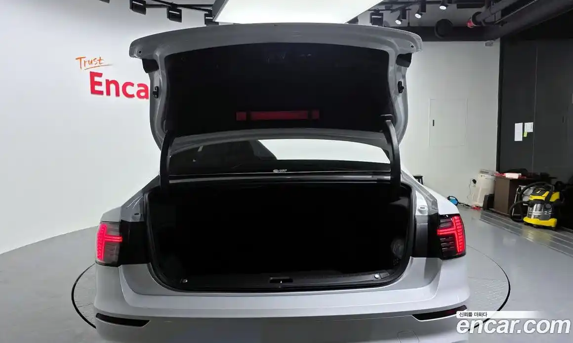 Volvo S90 2026 2.0 Автомат в Москве № 212752, фото 13