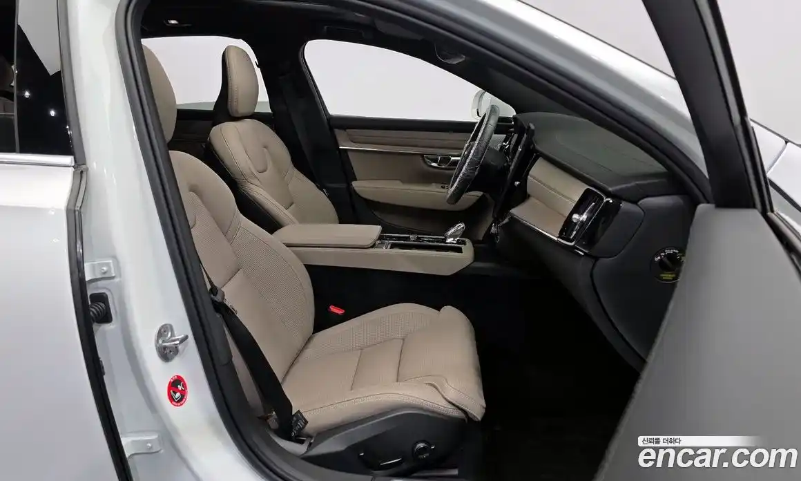 Volvo S90 2026 2.0 Автомат в Москве № 212752, фото 16