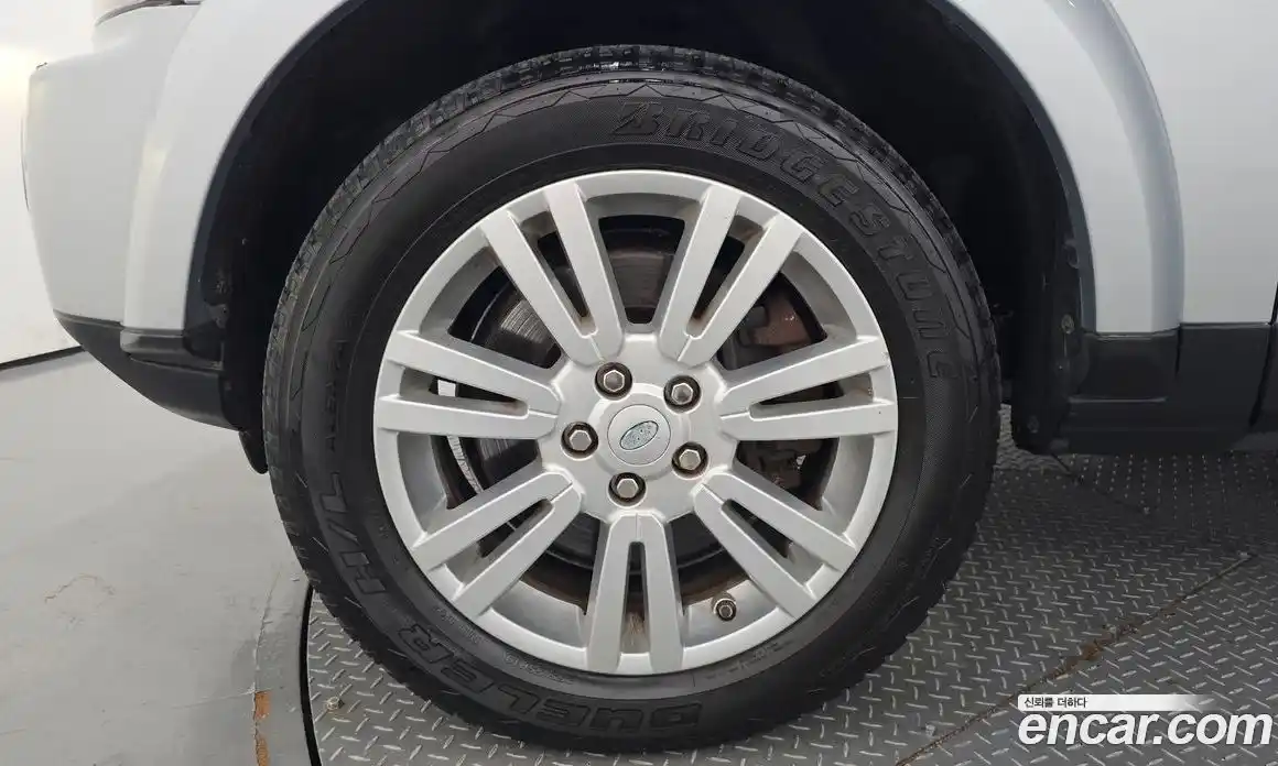 Land Rover Discovery 2011 5.0 Автомат в Москве № 213837, фото 15