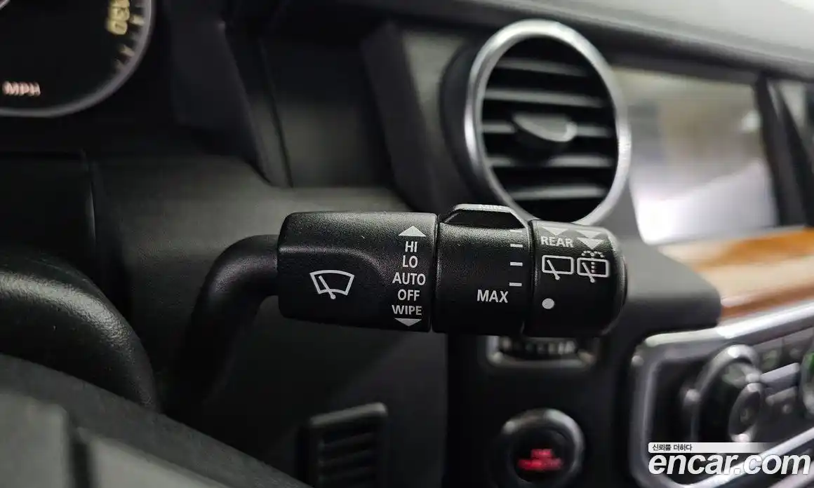 Land Rover Discovery 2011 5.0 Автомат в Москве № 213837, фото 4