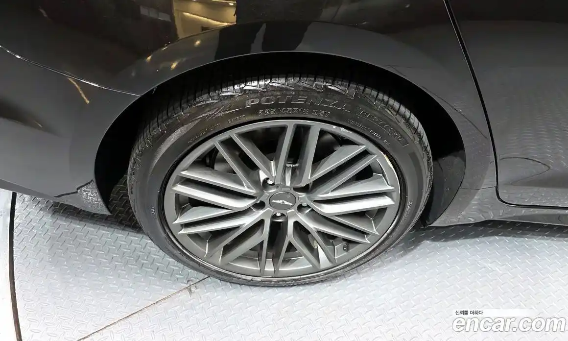 Genesis G70 2018 2.0 Автомат в Москве № 21409, фото 17