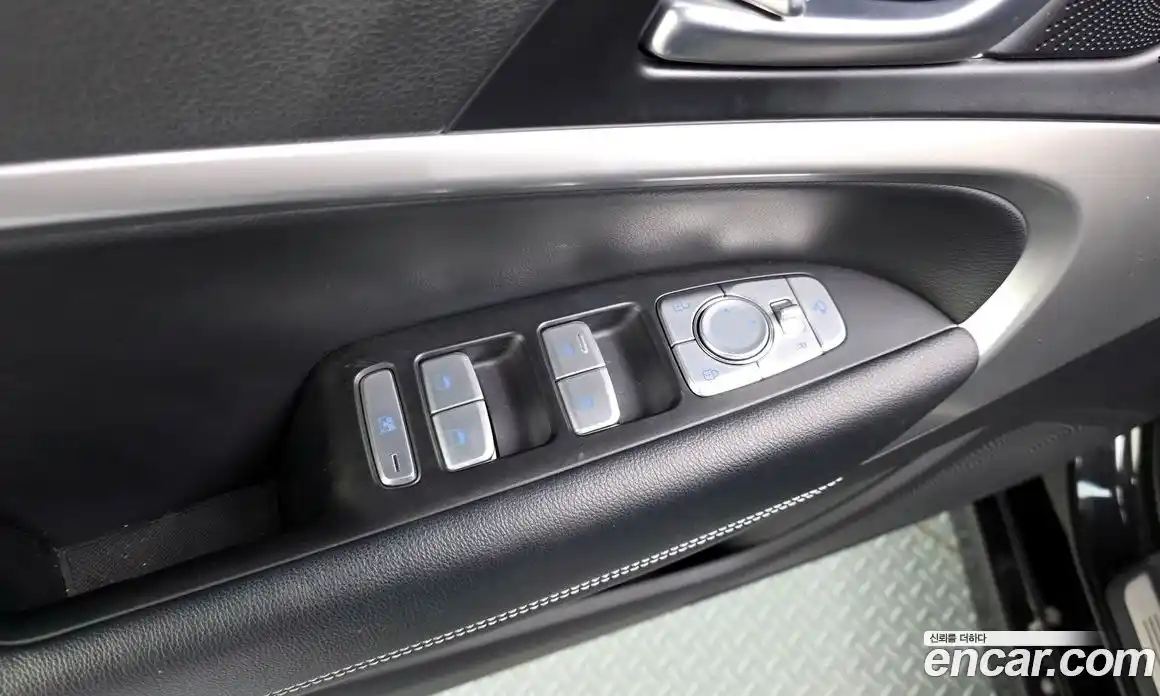 Genesis G70 2018 2.0 Автомат в Москве № 21409, фото 18