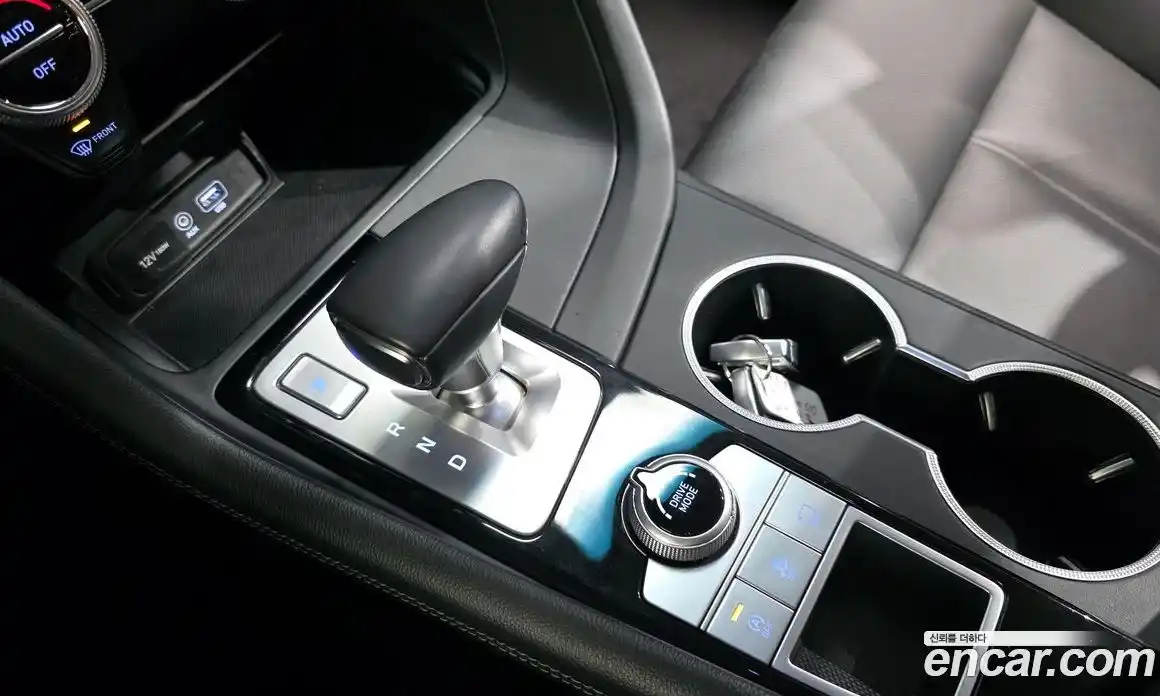 Genesis G70 2018 2.0 Автомат в Москве № 21409, фото 19