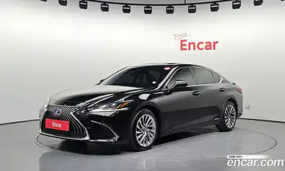 Lexus ES, 2021