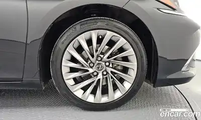 Lexus ES 2021 2.5 Автомат в Москве № 214706, миниатюра 5