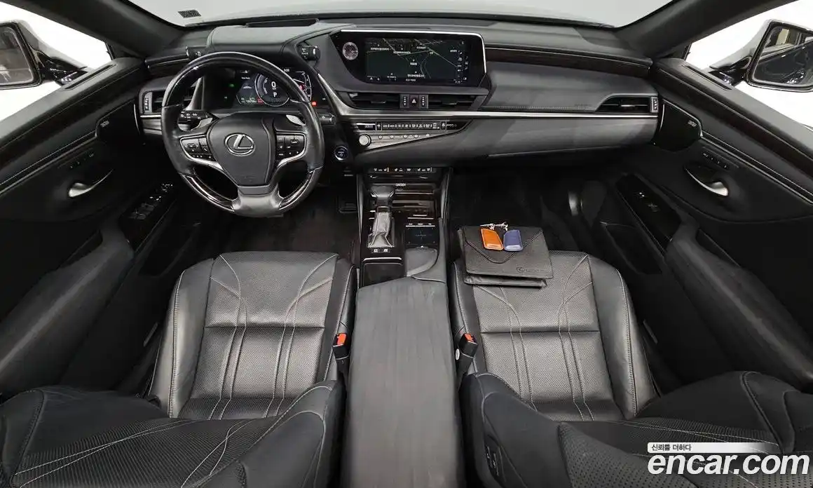 Lexus ES 2021 2.5 Автомат в Москве № 214706, фото 8