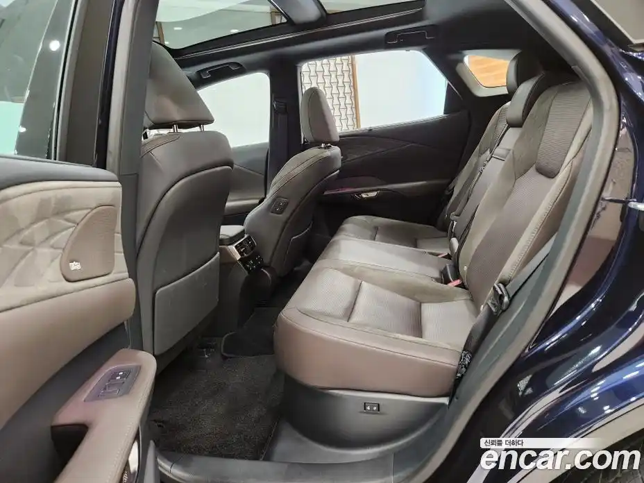 Lexus RX 2025 2.5 Вариатор в Москве № 214769, фото 14