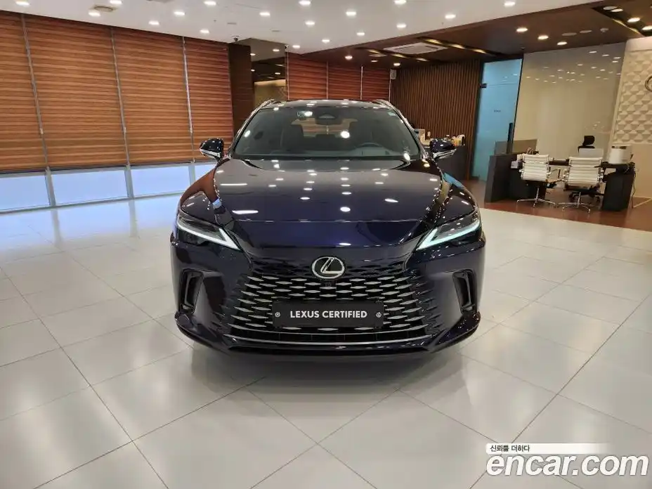 Lexus RX 2025 2.5 Вариатор в Москве № 214769, фото 3