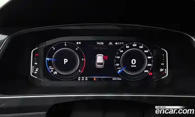 Volkswagen Tiguan 2023 2.0 Автомат в Москве № 215088, миниатюра 8