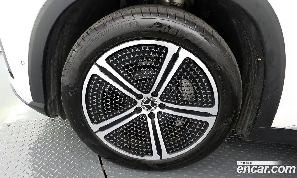 Mercedes-Benz EQS 2023 0.3 Автомат в Москве № 220503, фото 10