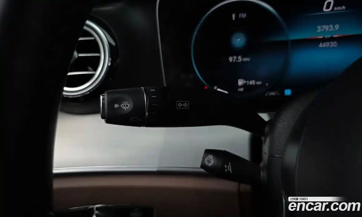 Mercedes-Benz E-Class 2021 2.0 Автомат в Москве № 225155, фото 16